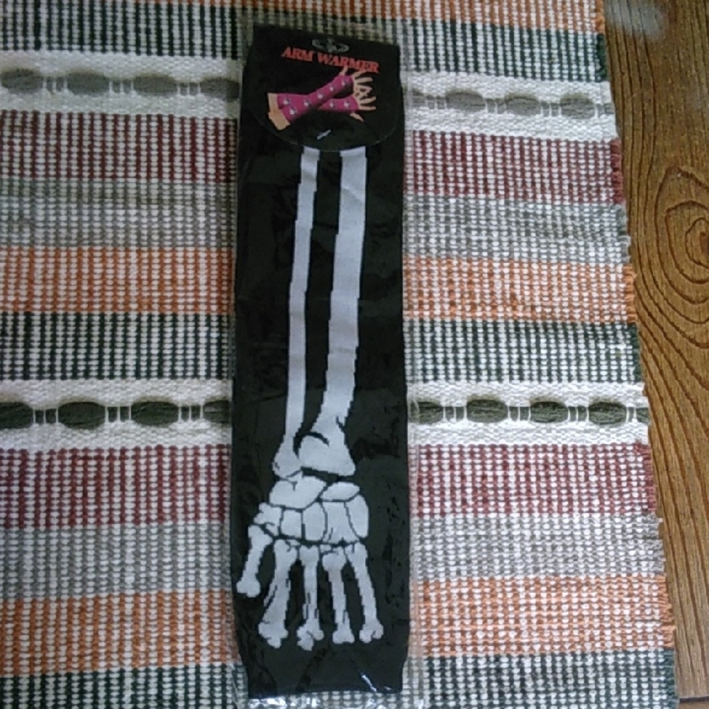 Skeleton Arm Warmer🦴🦴🦴